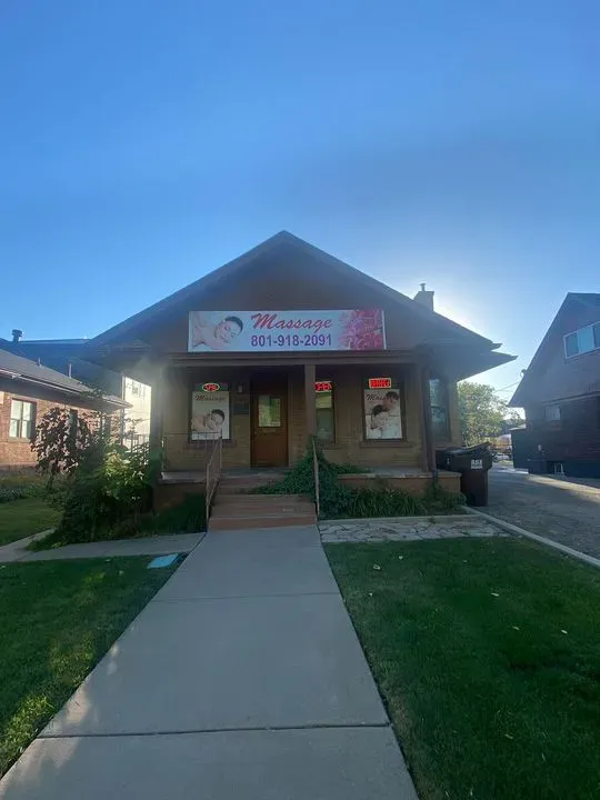 https://cdn.salonspotlight.com/photos/YB0Mct518hVnfFFOPTHg/ca1a70ad-749f-4618-8757-574c61ada971_720x720