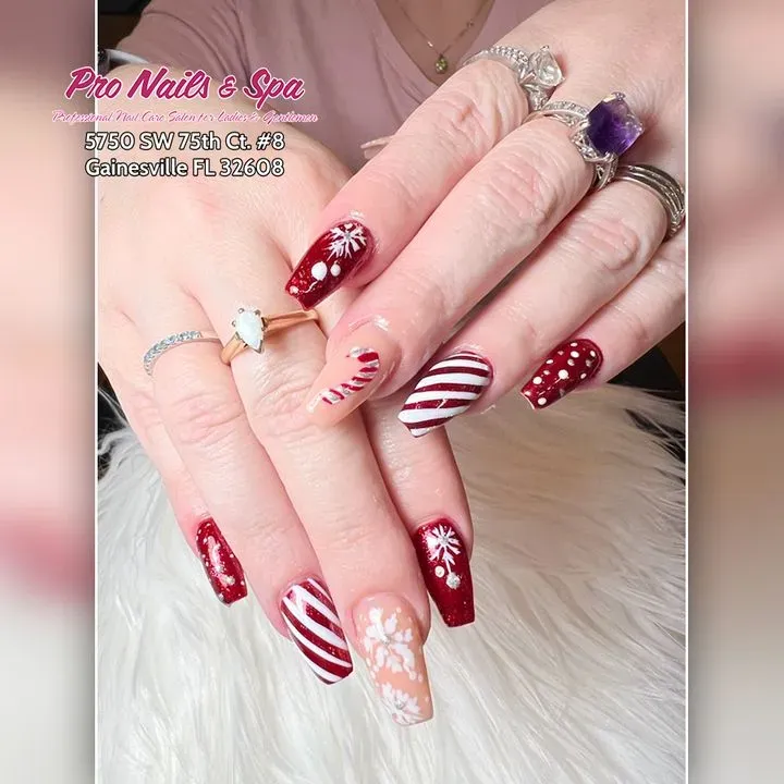 https://cdn.salonspotlight.com/photos/YB5yEFZA8Kh5q1fW7bHh/ff5b8045-d06e-4bc1-bceb-d291b9e72d7f_720x720
