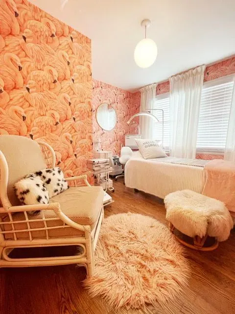 https://cdn.salonspotlight.com/photos/YCPNEmN4A3YW8Uv6MMS9/13b63827-09a3-4f43-a142-e8131b375ba0_720x720