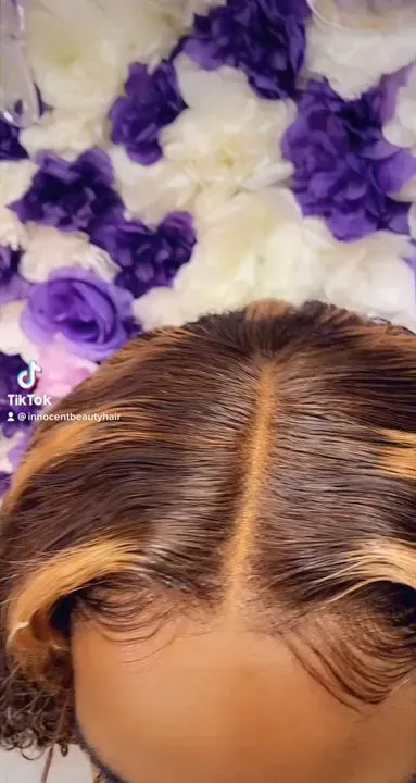 https://cdn.salonspotlight.com/photos/YDZV5TYPPcpryuxIkvuq/d71ece26-2f94-490c-a6b4-ade9444953e6_720x720