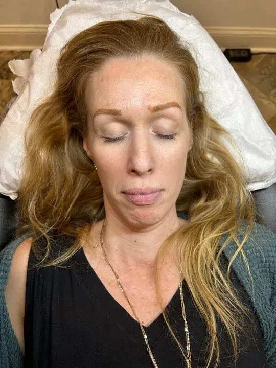 https://cdn.salonspotlight.com/photos/YM83N23YwMANK5Gv0xzI/438510ad-31a2-4c91-9b80-e90b336d9f7c_720x720