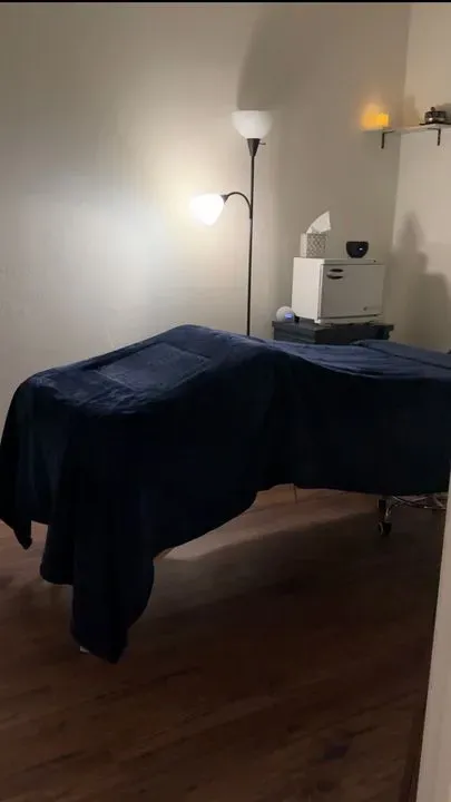 https://cdn.salonspotlight.com/photos/YTEVk77VKphFJ8YsXVih/30db05bf-9704-4453-af2c-2380da1b2211_720x720
