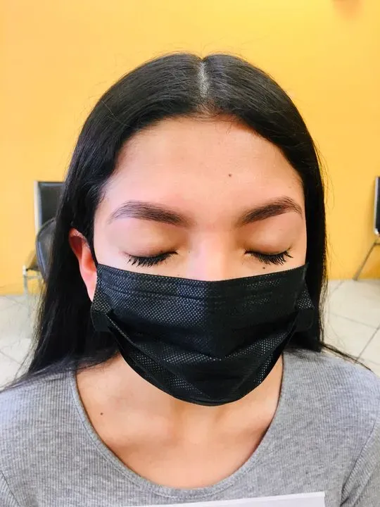 https://cdn.salonspotlight.com/photos/YYI7QNDg3S7j5qiJRp9d/1fc478b3-4211-4176-935c-38c6ef4685ec_720x720