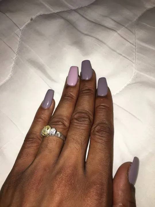 https://cdn.salonspotlight.com/photos/YZOHsxErdDvCNwAhTUHe/1f91b108-a3ab-4ded-90b0-2d8e26e569b7_720x720
