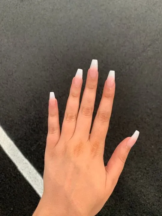 https://cdn.salonspotlight.com/photos/YZOHsxErdDvCNwAhTUHe/72a908ad-9913-458c-a014-d601ed66a18d_720x720