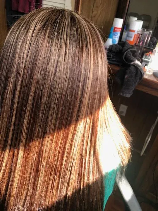 https://cdn.salonspotlight.com/photos/Ydj4ykDd27AmneW4Q8yb/3b445c71-feab-4fcd-9e46-b305e7aaaa03_720x720