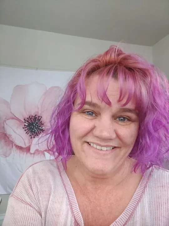 https://cdn.salonspotlight.com/photos/YgYV3Hnm6Y7gTyr9Vj6V/02867c63-a3ba-4ee4-b15f-5bf959e3e0bc_720x720