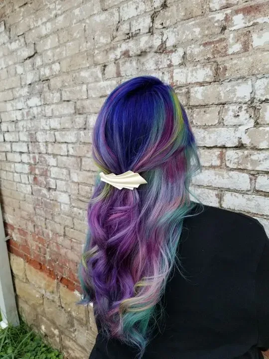 https://cdn.salonspotlight.com/photos/YgYV3Hnm6Y7gTyr9Vj6V/808f5911-6c50-4c2a-b7d4-05c3170ad646_720x720