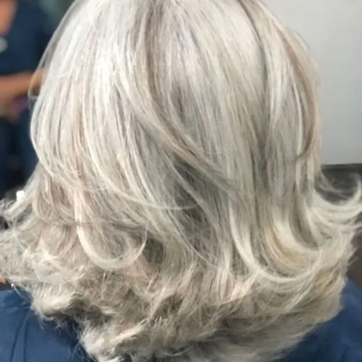 https://cdn.salonspotlight.com/photos/YiPO1piIosqGWZO0KANR/6836d065-ec33-46c8-8684-6135a5b412ad_720x720
