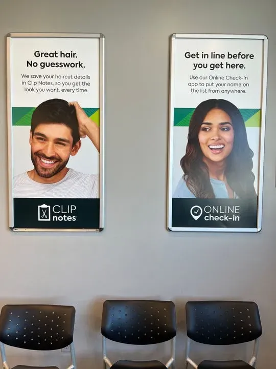 https://cdn.salonspotlight.com/photos/YjdgEcEpKSpmh4shTqUx/eb8b1791-f103-4d6c-b439-e5656309afde_720x720