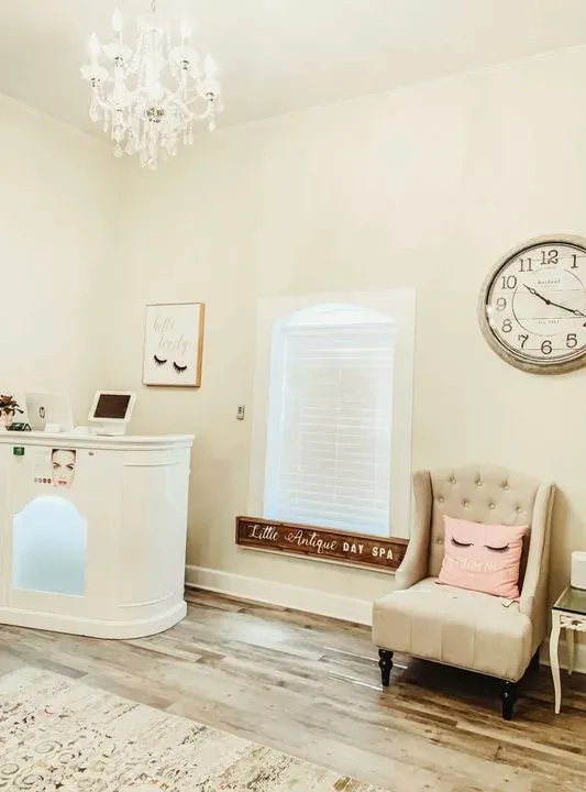 https://cdn.salonspotlight.com/photos/Yna8ga9QWLDpB34TFhsQ/ae1d4a8f-4372-43d4-9e85-bc513d1af316_720x720