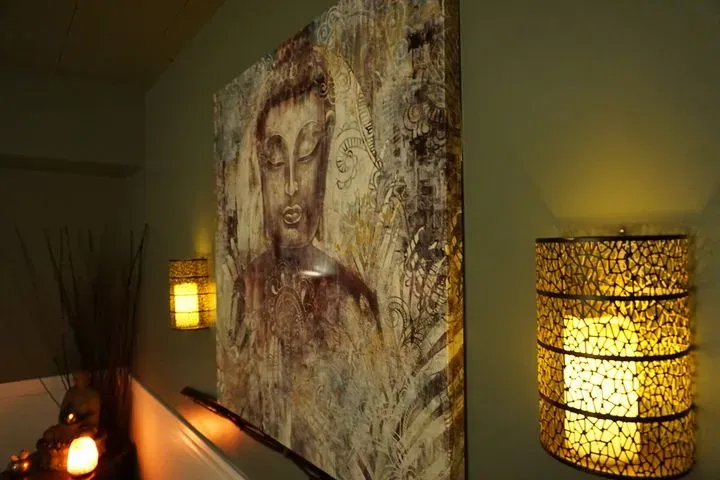https://cdn.salonspotlight.com/photos/ZAB7SRAQI0Zh0o0JnrFe/a768aa08-9f83-49f7-86d3-2e4d674e82fc_720x720