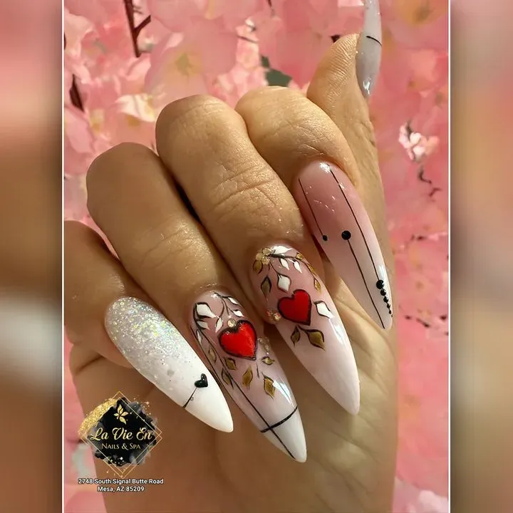 https://cdn.salonspotlight.com/photos/ZDSztvEnBmUPKlzXqhl4/68c1a1e2-061a-4a19-9300-5cd79dc8080e_720x720