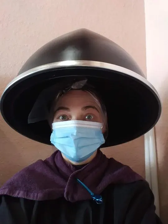 https://cdn.salonspotlight.com/photos/ZIjZTAqOpbzjZ89L112E/f67ae183-301b-4329-9572-4f7add753082_720x720