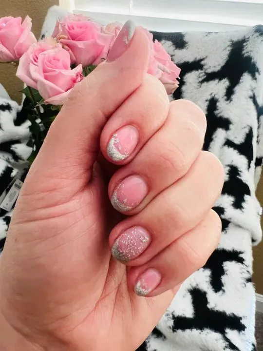 https://cdn.salonspotlight.com/photos/ZJqiJRNlFTWKx3PpyE9T/45f3d338-225f-4aa0-8432-fd4ff6e20c20_720x720