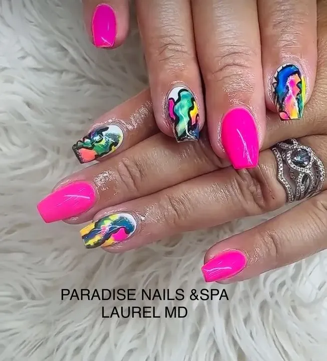 https://cdn.salonspotlight.com/photos/ZOfxnF5RGS1qpEZ8f0ET/20b01dcb-99f1-4af1-8c0d-d39aa6dcad55_720x720