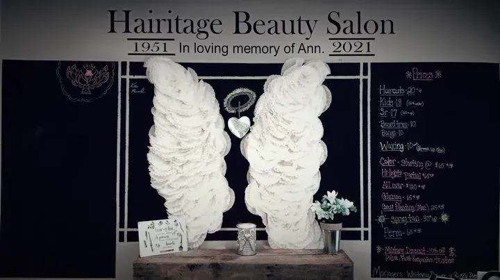 https://cdn.salonspotlight.com/photos/ZkEgUGHErKbGfLwk3mbK/6fc59c66-62ba-4cb0-896e-fc0cdd22dd78_720x720