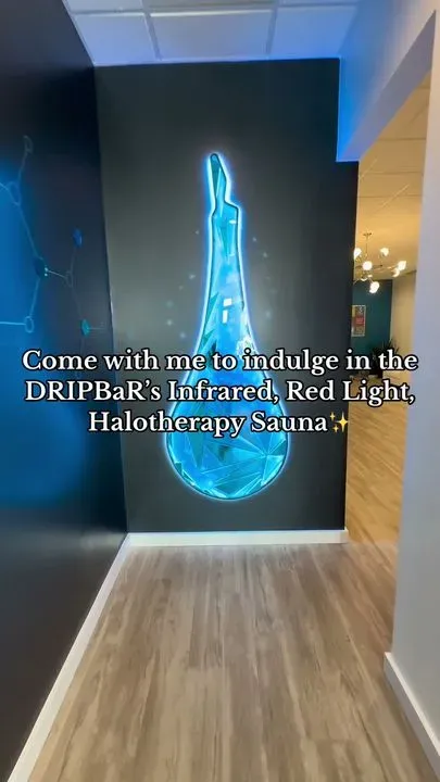 https://cdn.salonspotlight.com/photos/ZxgGEASdgmWP2er1TdwD/1dd28207-13c5-475c-9ccc-a6d15a345c40_720x720
