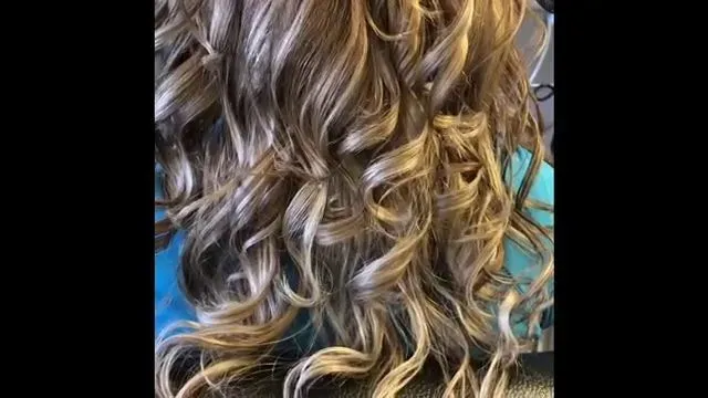 https://cdn.salonspotlight.com/photos/ZywQKGf2FshE7nHr50sO/7bbcab81-c5c0-41fc-a112-3e5114612fa5_720x720