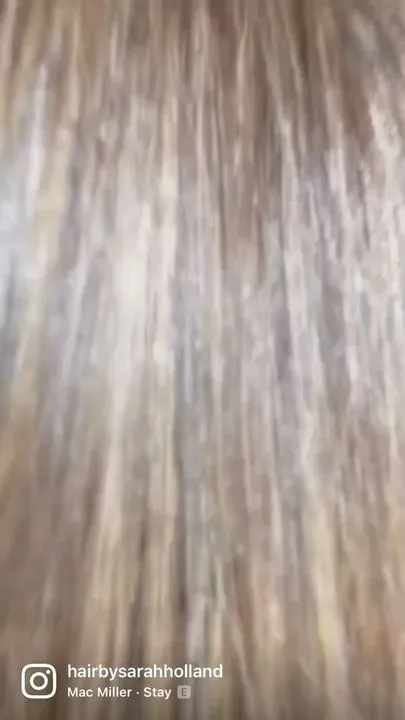 https://cdn.salonspotlight.com/photos/a5E1qHxw924io9HXDA5W/fda6fe39-9d14-4b2e-85a2-dd9a282e7ef9_720x720