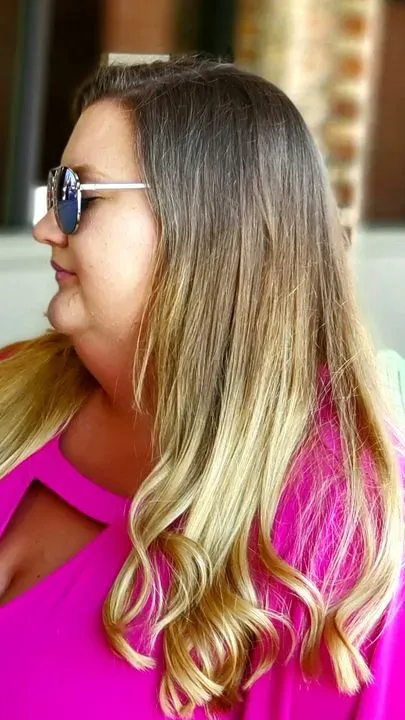 https://cdn.salonspotlight.com/photos/a5zcBuPPqjBOduhet81R/1df7310a-609c-455f-843a-d6f980894f14_720x720