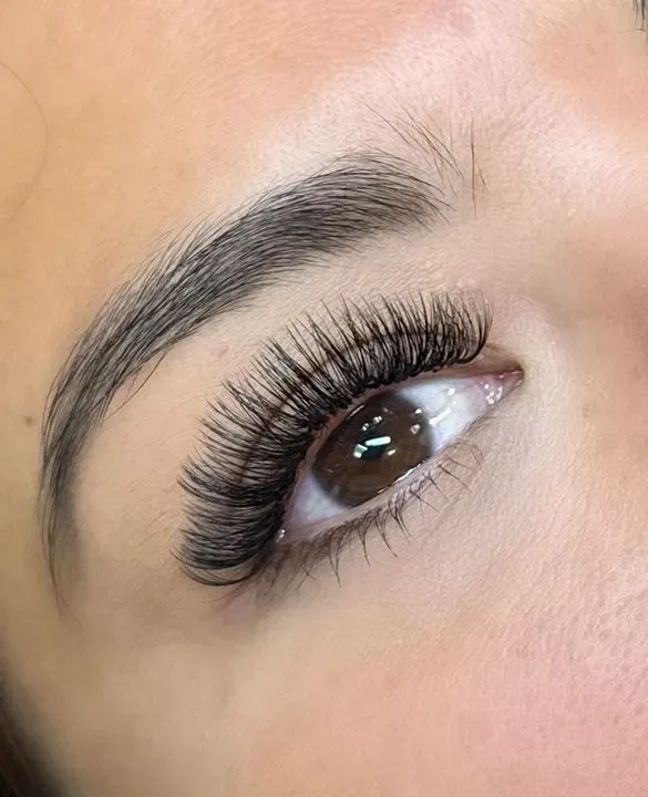 https://cdn.salonspotlight.com/photos/a7bvPZeSe1Up6ecfa5g5/036ff32c-38c4-47ef-b3fe-1e6d5602cd67_720x720