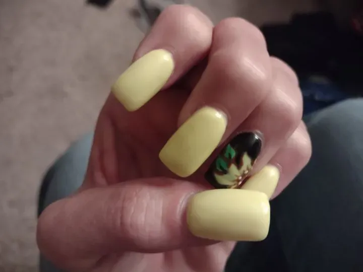 https://cdn.salonspotlight.com/photos/aFS1tZMokqtxnlYC0XMY/40073085-9646-475e-8784-7447c436aeb8_720x720