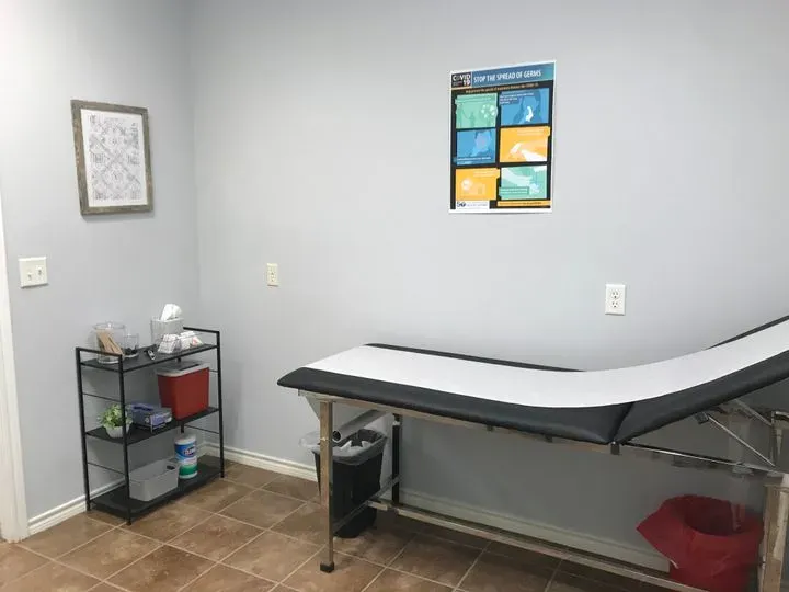 https://cdn.salonspotlight.com/photos/aJNrowHSbCdX1fr5TO5t/a24714ba-4055-4b11-90b8-d3cfd8a8710a_720x720