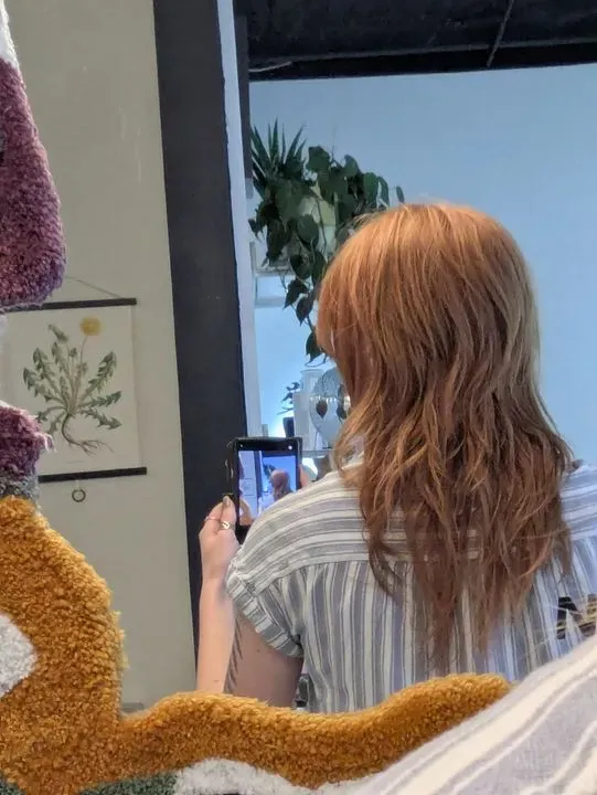 https://cdn.salonspotlight.com/photos/aPYhbYnEQSDlMZr7MPMG/066c55e1-6844-4084-8fa4-30246e9509f0_720x720