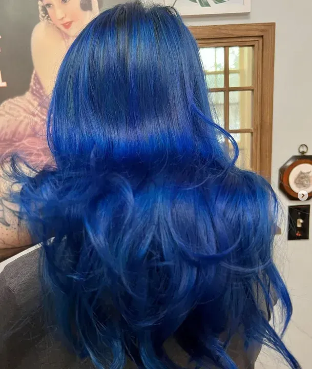 https://cdn.salonspotlight.com/photos/aPYhbYnEQSDlMZr7MPMG/3dfec3a7-f066-4bd4-ab99-d6291fec7ee1_720x720
