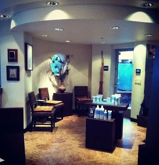 https://cdn.salonspotlight.com/photos/arPhz7BB0H4ovtY8Vgsg/92180f25-235b-484b-8e34-2f1a29534530_720x720