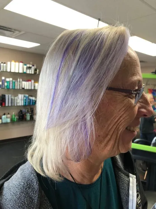 https://cdn.salonspotlight.com/photos/asSZt4loP92uJ0iUh90k/26ccd23f-c527-496d-aa29-eec76aeea612_720x720