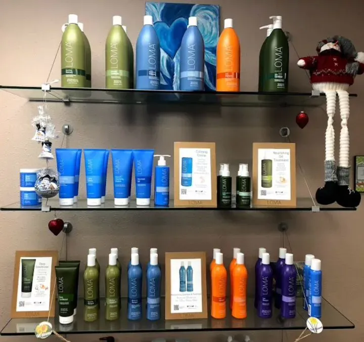 https://cdn.salonspotlight.com/photos/asSZt4loP92uJ0iUh90k/b4d28970-2124-47b2-b25f-cd0cc0ea5767_720x720