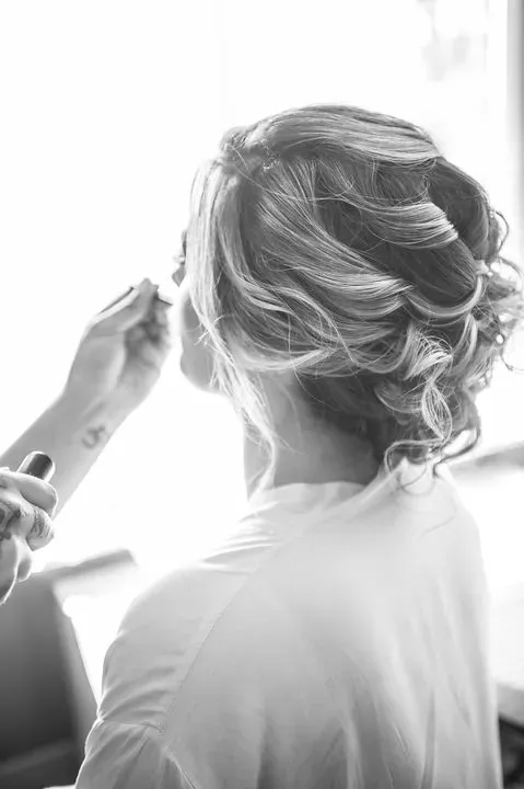 https://cdn.salonspotlight.com/photos/atJJvTcPmCePP7SYICtR/14874d4e-39a0-4c18-bdad-0afe619953c5_720x720