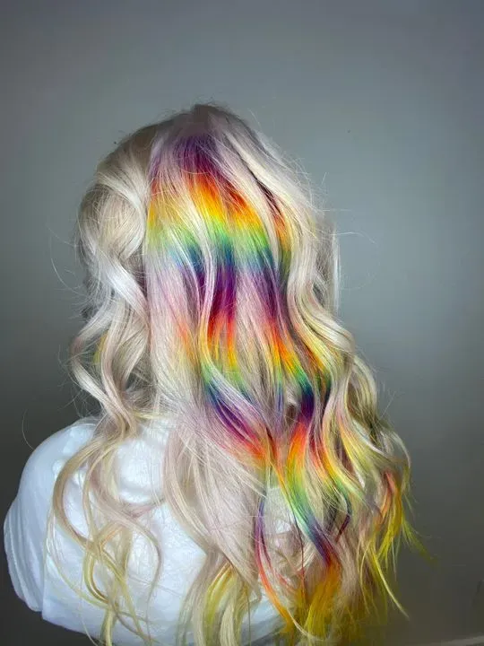 https://cdn.salonspotlight.com/photos/axTHWkGSlDBha1tPWuBv/bef5a62f-c6bb-4a2e-8af1-dcf1edb4fc09_720x720