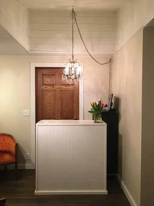 https://cdn.salonspotlight.com/photos/axsFaiVZePtkiqNzudwb/7c8dd74c-f619-49a0-bd31-59a1a9f87320_720x720