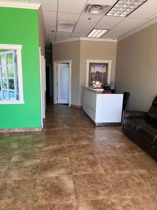 https://cdn.salonspotlight.com/photos/bA9I4eUHLMahAss37zsA/38c81143-59d2-4351-b07d-a08cbc75d356_720x720