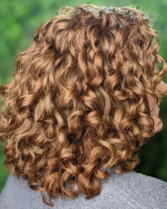 https://cdn.salonspotlight.com/photos/bBcIgMVe4htePwN2Nhfh/331b8e39-07b0-4f49-a5e6-ff3a7676cba8_720x720
