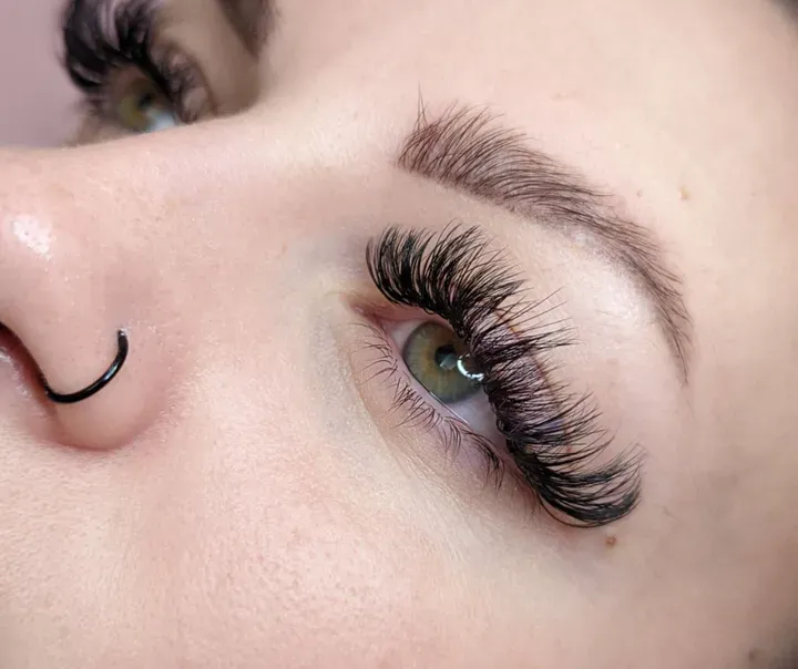 https://cdn.salonspotlight.com/photos/bBcIgMVe4htePwN2Nhfh/d290df08-35c0-4a59-9013-cb519a6eb76a_720x720