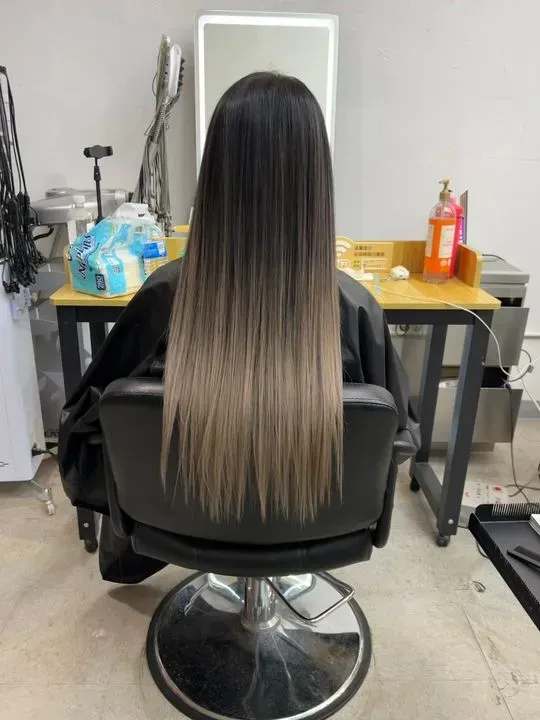 https://cdn.salonspotlight.com/photos/bCXk7VP3Kg0dwUTvsYzb/613f1206-6a41-4f9b-bf89-43cecfa30a1c_720x720