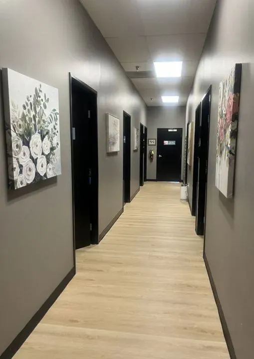 https://cdn.salonspotlight.com/photos/bLEaTPdVmqVRs7FiAhsq/c7839d0c-489e-4239-9877-71b1c4a44ca2_720x720