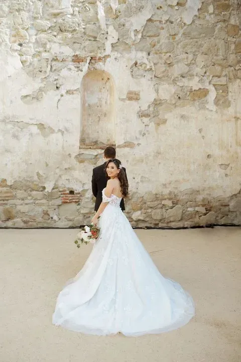 https://cdn.salonspotlight.com/photos/bNYzZCEaD7eITcvEdd31/7acff0a1-dc3c-4ed6-86ff-a26794adfb70_720x720