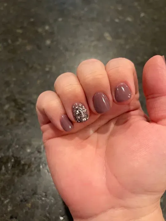 https://cdn.salonspotlight.com/photos/bO7sYUDnUppvJaTgd8Qi/4169078b-d1da-4f36-be27-75147375376c_720x720