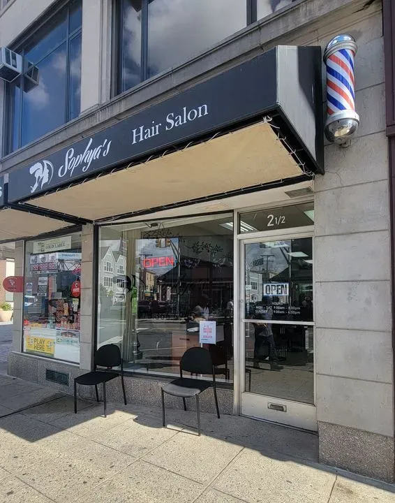 https://cdn.salonspotlight.com/photos/bPVEbd0x9eV6MLOD3E57/37c67332-2574-445a-bb1c-263ebeda2c03_720x720