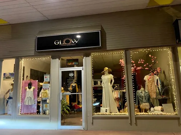 https://cdn.salonspotlight.com/photos/bQQwLpgWC3b5Va8KRSVG/af992c4e-03bf-41c7-846d-19c245a1ec2c_720x720