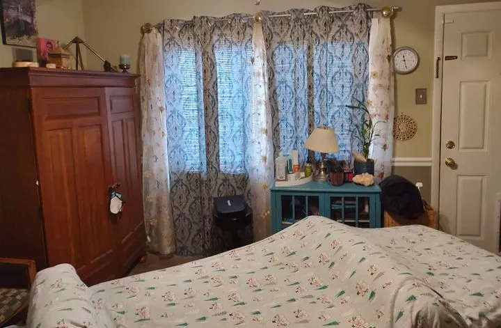 https://cdn.salonspotlight.com/photos/bUOO29DcmhsyeZCY7z4D/ef82fe72-4f70-4aa1-a202-1eb6a99fe946_720x720