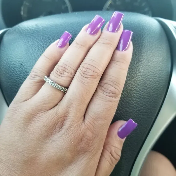 https://cdn.salonspotlight.com/photos/bVC6QWCwQdKeou7mCikD/0851e81c-047f-490f-a002-c2735d990220_720x720