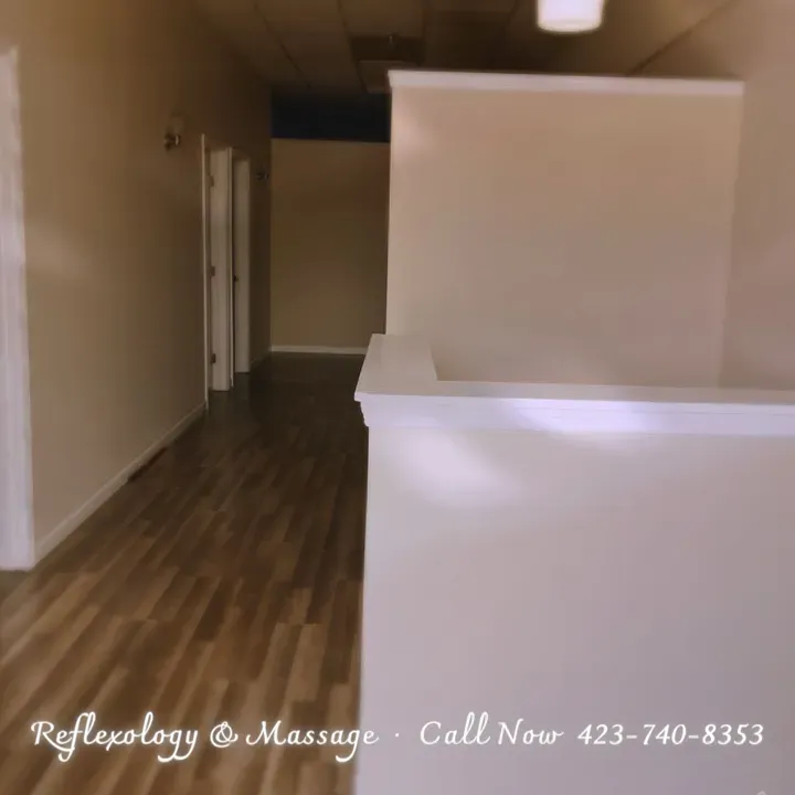 https://cdn.salonspotlight.com/photos/bWVodL2kUjOqJ5QiXVTf/dcc7cfb6-ab9d-483e-bd1a-929270acdf5f_720x720