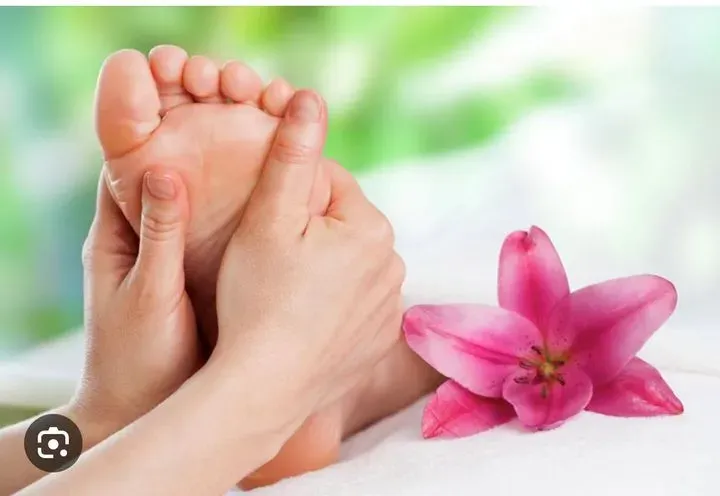 https://cdn.salonspotlight.com/photos/bczvI003YrY7gKmQUOH5/48c7a552-5dee-4c70-ad69-cb19176d3969_720x720