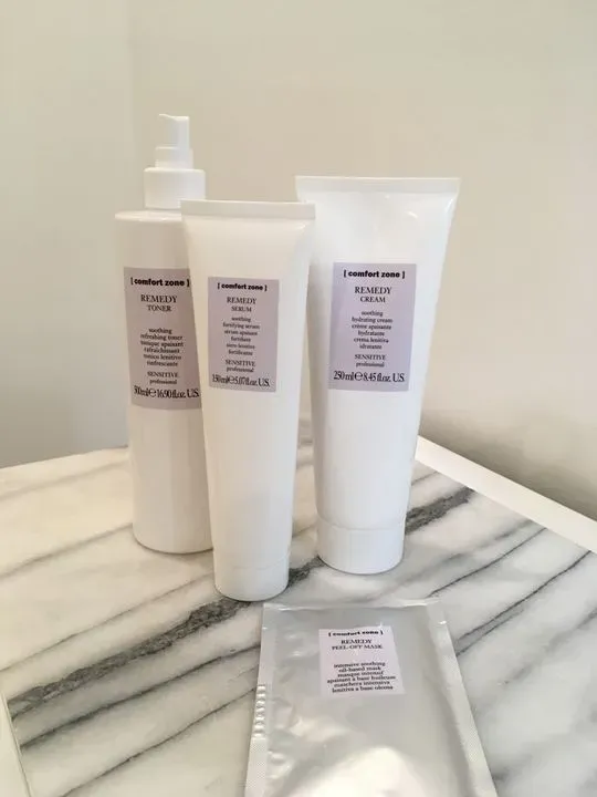 https://cdn.salonspotlight.com/photos/bfC2yGwayTlgI2bUeht2/e7f21176-5cde-4e45-8612-d296c9ee3bb1_720x720